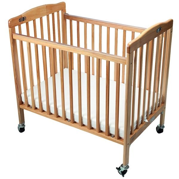klappbares Babybett aus Holzinkl. Matratze & Schutzhülle